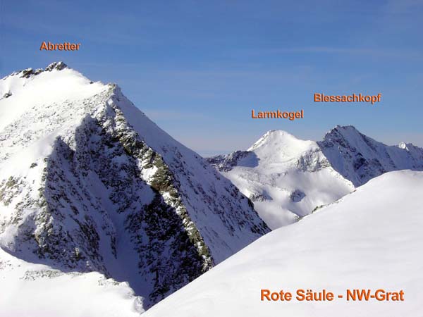 Blick nach N auf eindrucksvolle Tourenziele, die aus dem Hollersbachtal angegangen werden