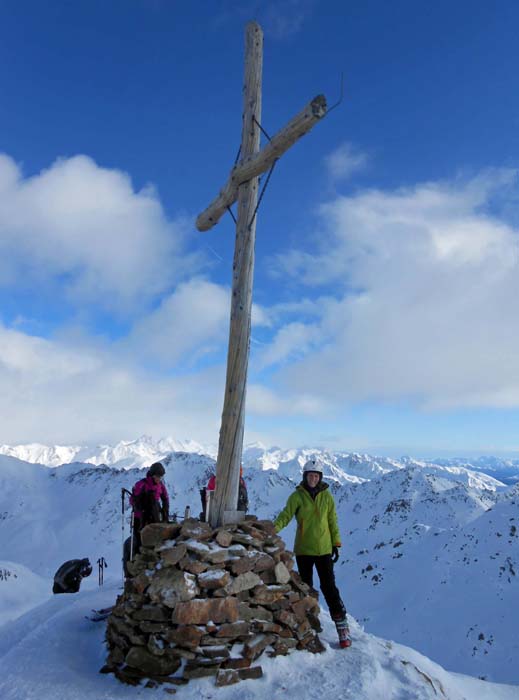 Hedi am Gipfelkreuz