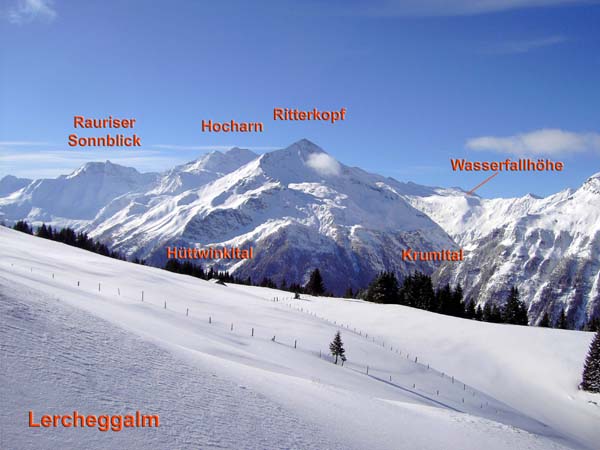 Lercheggalm gegen SW, auf die berühmteren Nachbarn