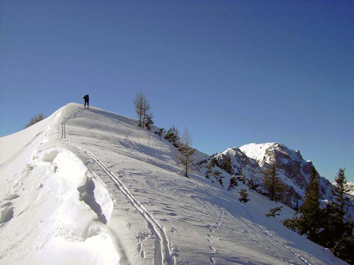 Pillstein-Ostkamm, dahinter Schaftrempel und Messnerin