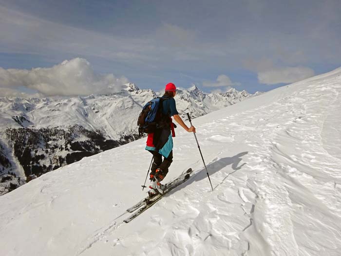 Aufstieg am Südkamm, genau an der Landesgrenze Kärnten - Osttirol