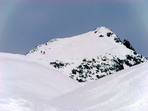 die kurze Gipfelflanke des Hohen Strichkogel