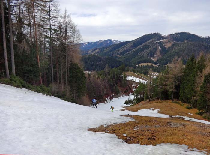 auf der Piste geht's hindernislos hinunter bis zum Auto