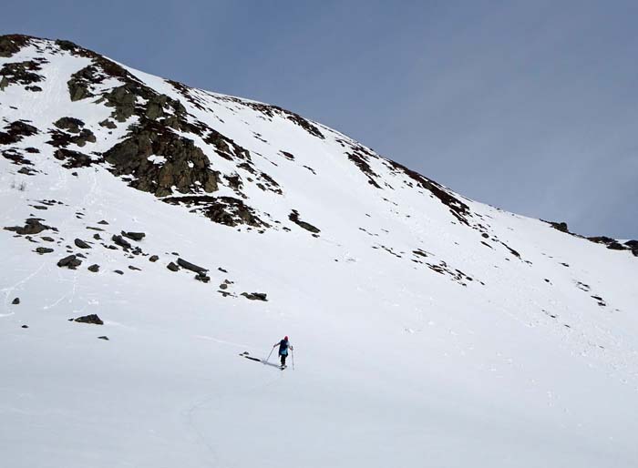 nach einer weiteren 90°-Drehung stehen wir vor dem steilsten Teil der Törlkopf-Südflanke, ...