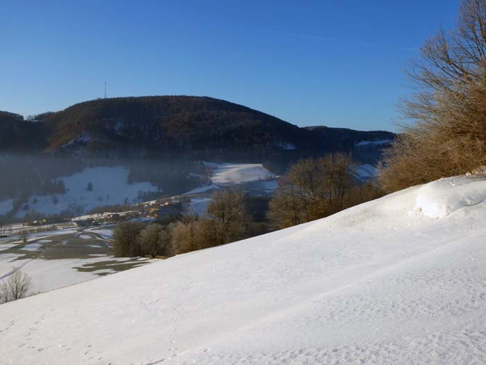 vom Buchbergplateau geht's mit kurzer Abfahrt gegen SW nach Inzenreith und hinüber zum Tarschberg