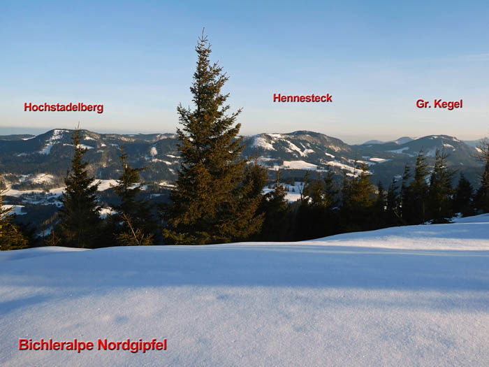 Rückblick gegen Norden auf die Berge jenseits von Annaberg