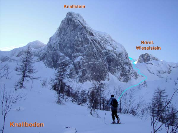 vom Knallboden ist bereits unser erster Gipfel sichtbar