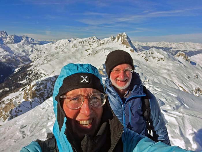 der Ausblick nach allen Seiten ist überwältigend: ...