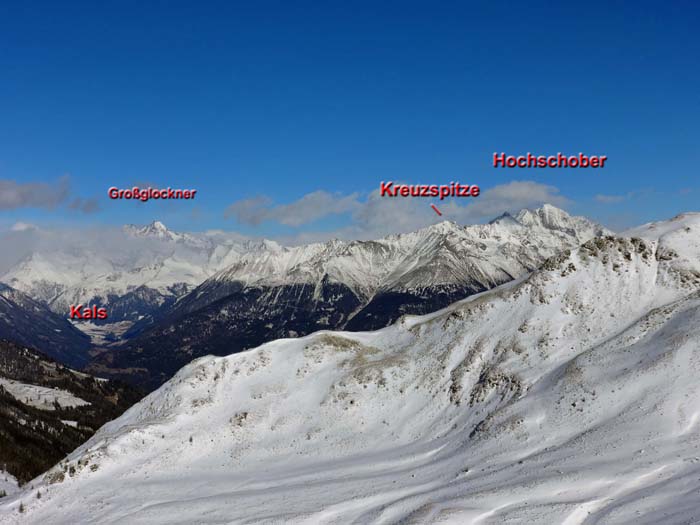 Blick übers weite Kar nach NO zu Glockner- und Schobergruppe