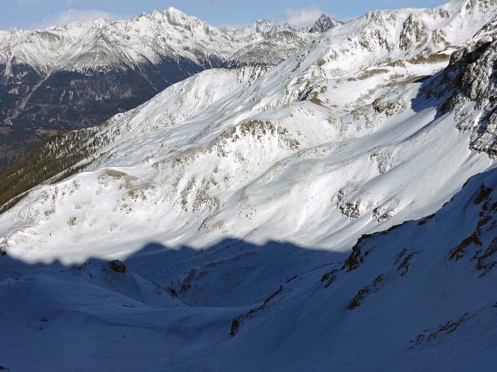 Rückblick aus der ersten Steilstufe gegen NO aufs Hochschobermassiv